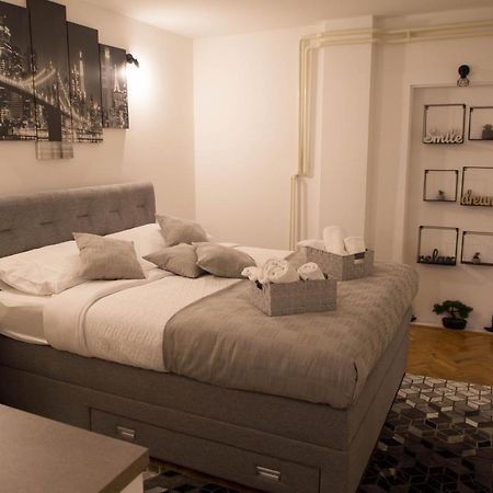 Studio Apartman Suburban Visnjevac Ngoại thất bức ảnh