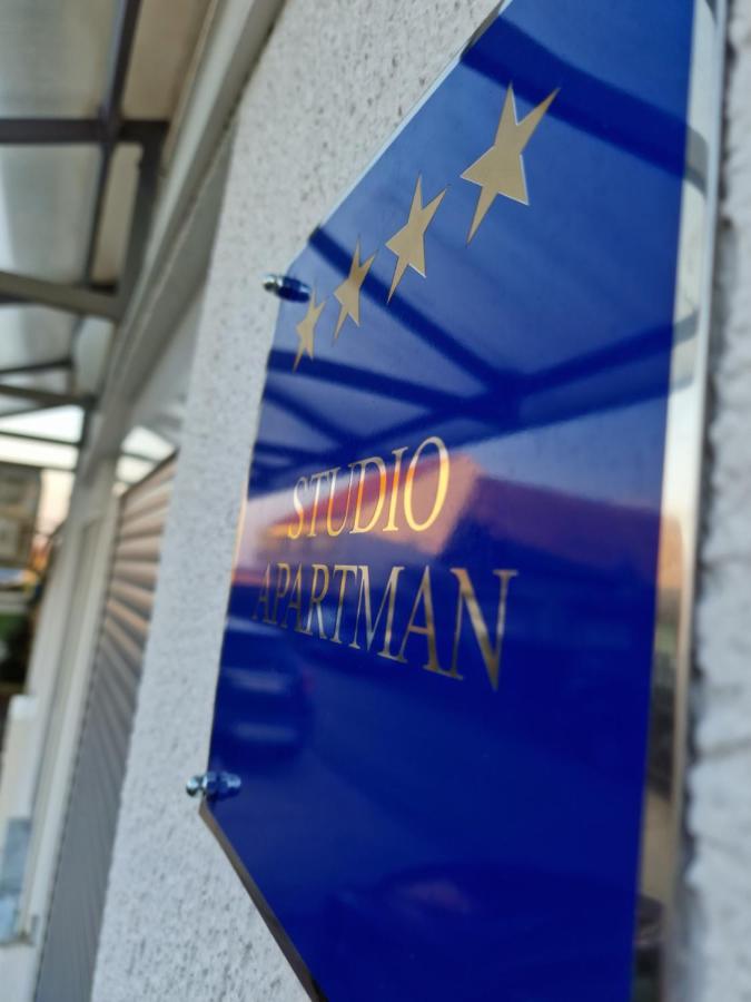 Studio Apartman Suburban Visnjevac Ngoại thất bức ảnh