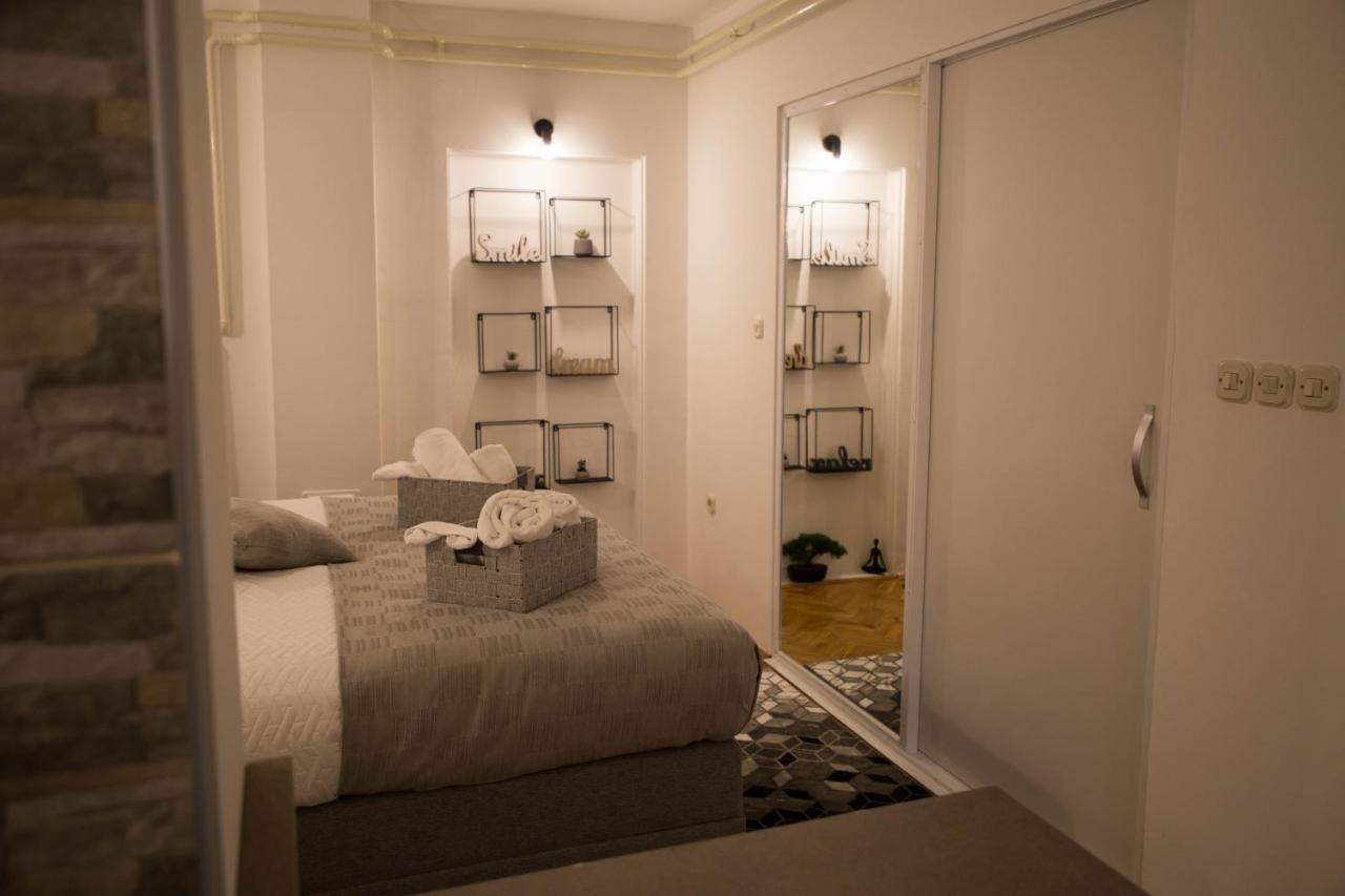 Studio Apartman Suburban Visnjevac Ngoại thất bức ảnh